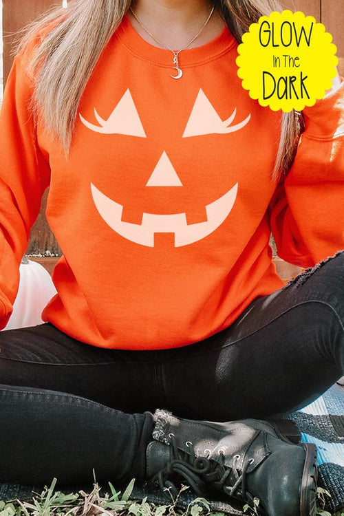 Cali Women's Glow in Dark Jack-o-lantern Lashes Graphic Halloween Sweatshirt