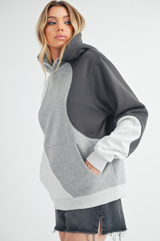 AEMI & Co. Women's Oversized Wavey Hoodie