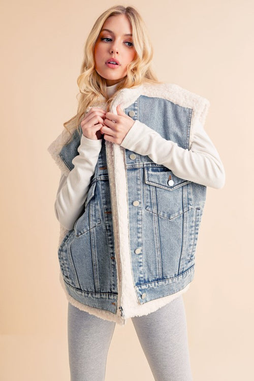 Delli Vest