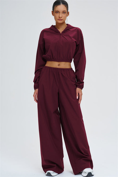 The Svelte UV protection Crop Hoodie Sweatpants 2-Piece Set
