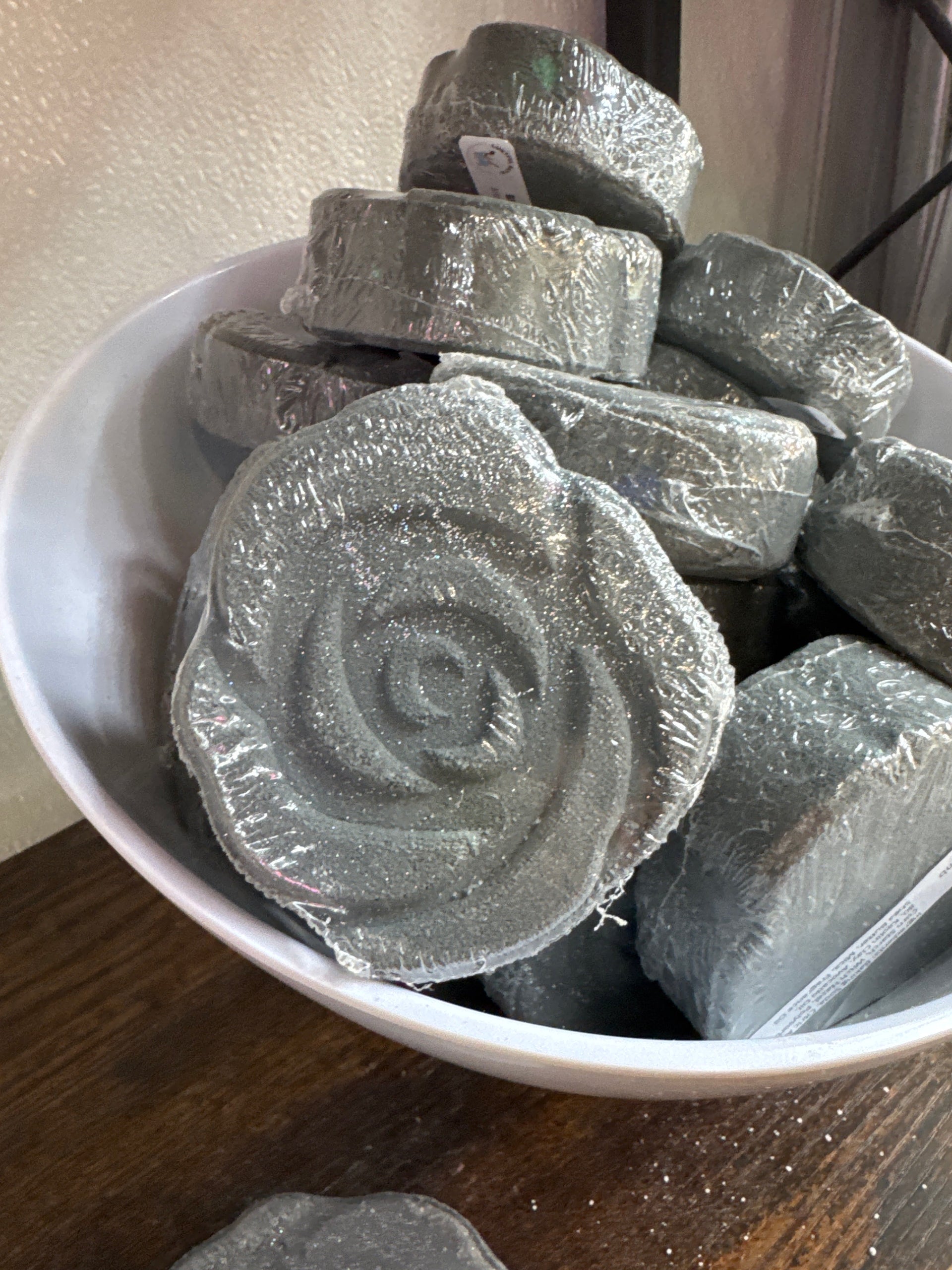 ARTISAN BATH BOMB