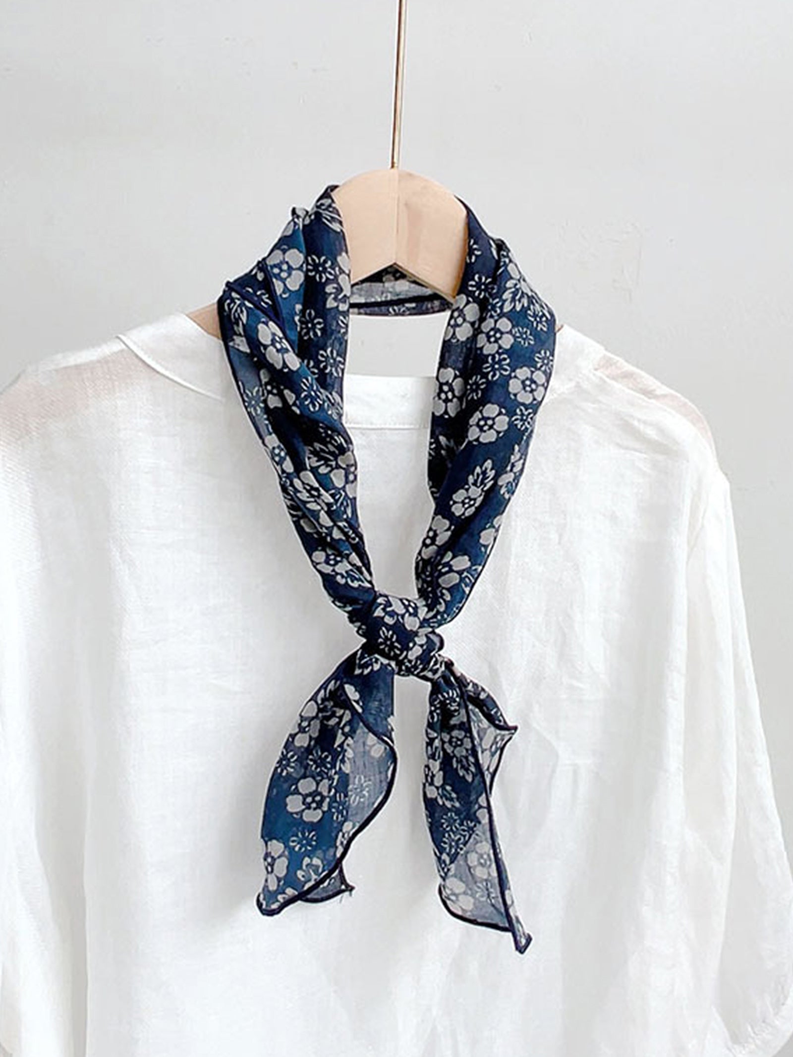 Ramie Vintage Print Handkerchief