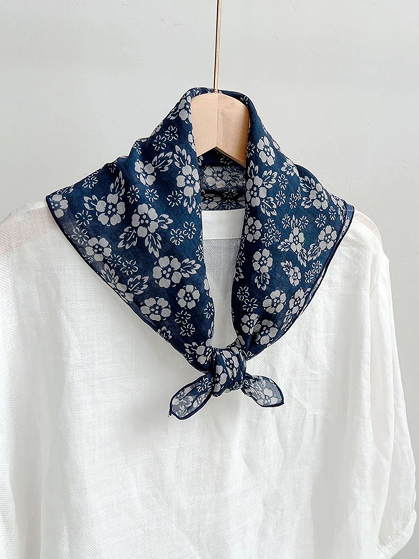 Ramie Vintage Print Handkerchief