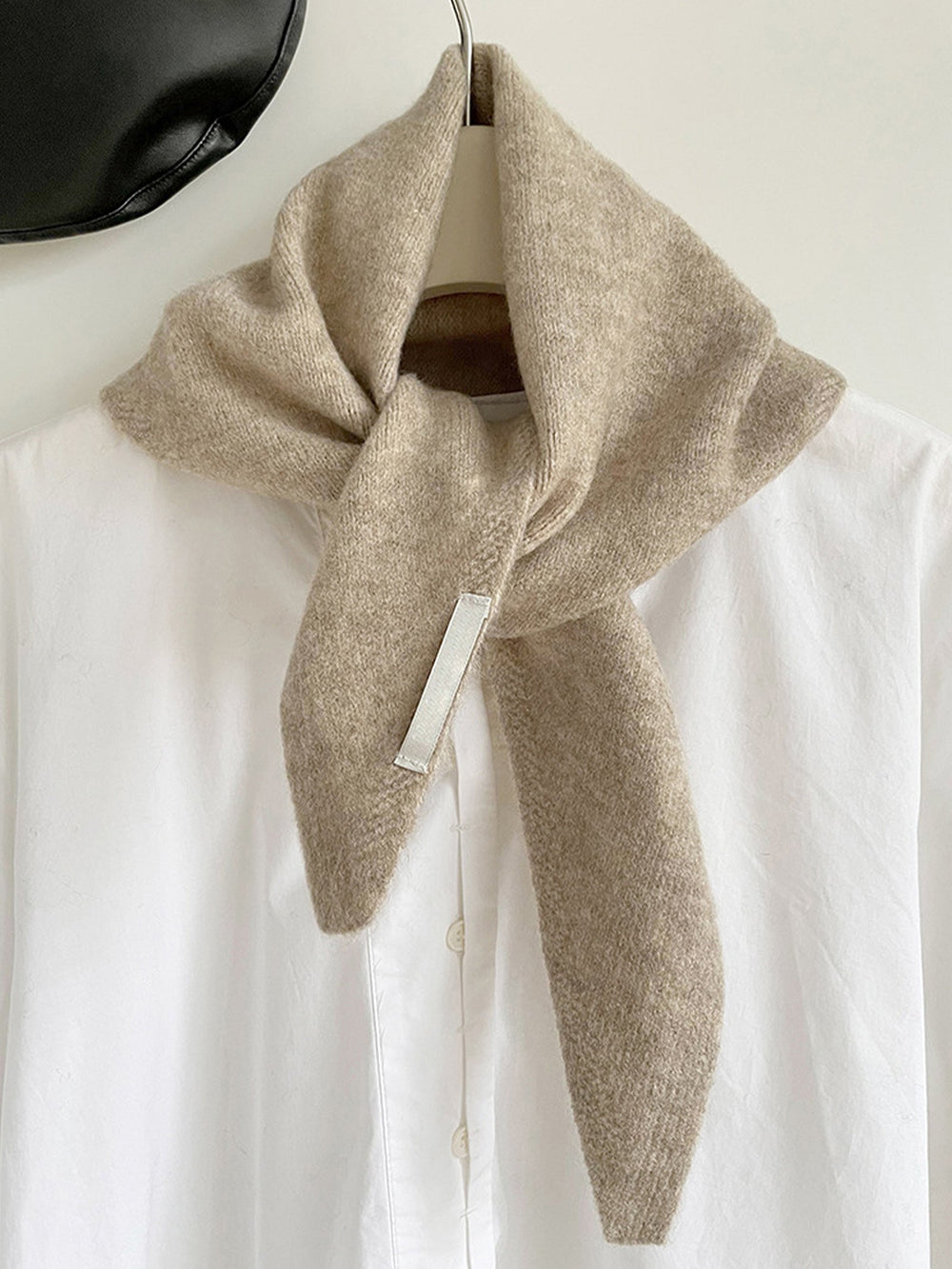 LINTICO Women's 100% Merino Wool Knitted Triangle Scarf