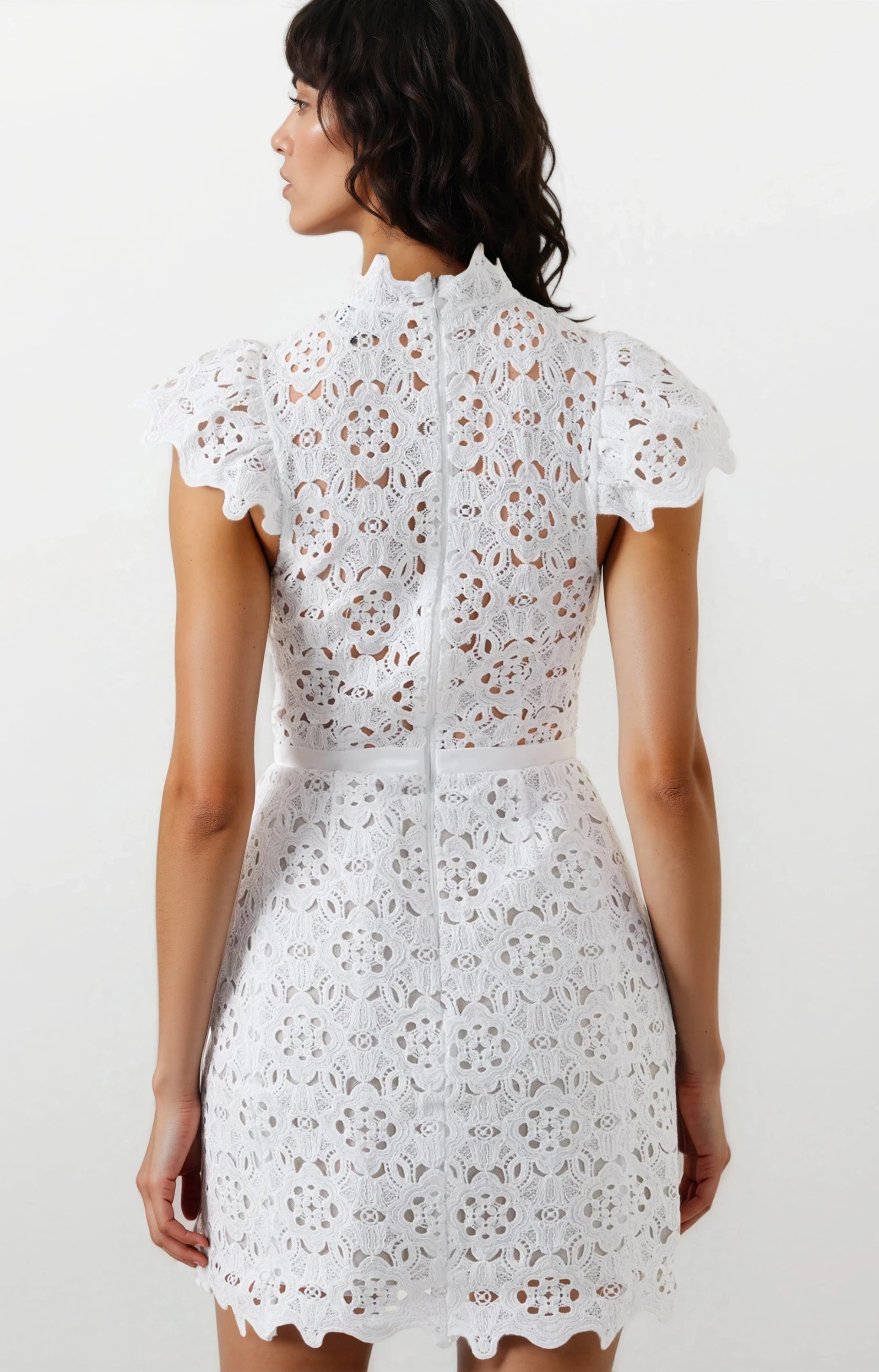 Rowen Hourglass Lace Dress – Orchid White (Final Sale)