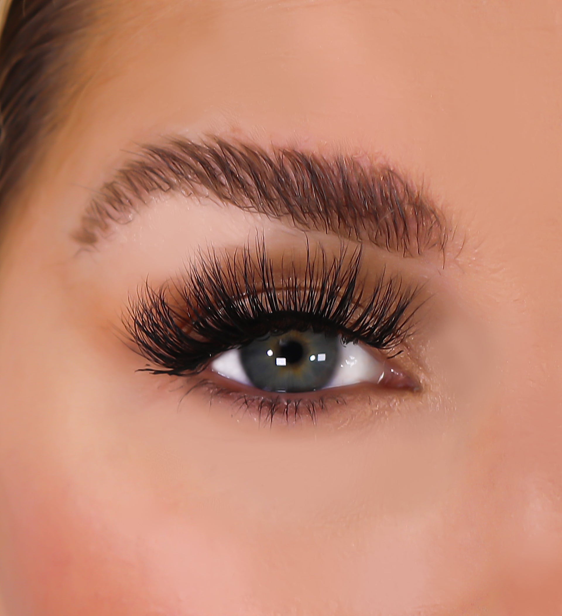 LURELLA 3D Mink Eyelashes - Bebe