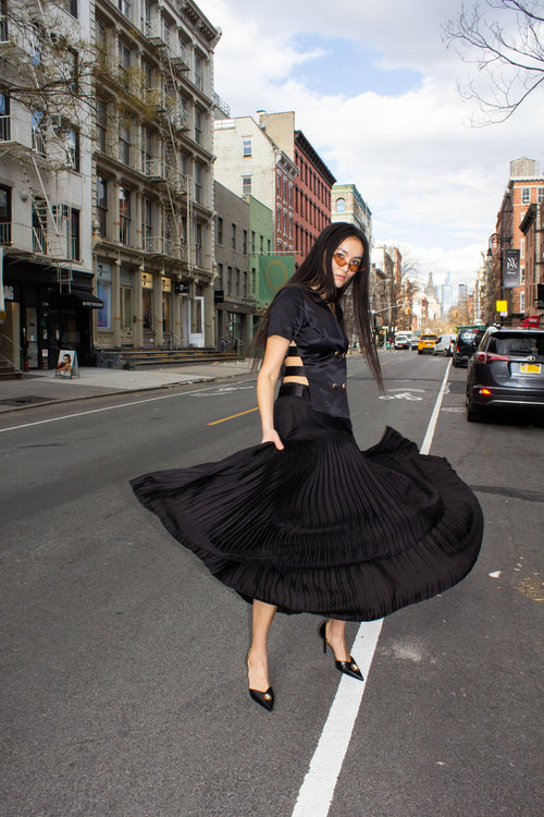 Maryanne Black Pleated Skirt – Stylish Women’s Midi Skirt