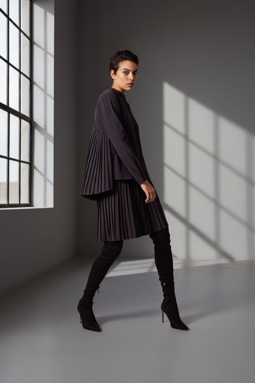 Stylish Pleated Blouse in Black – Women’s Elegant Top