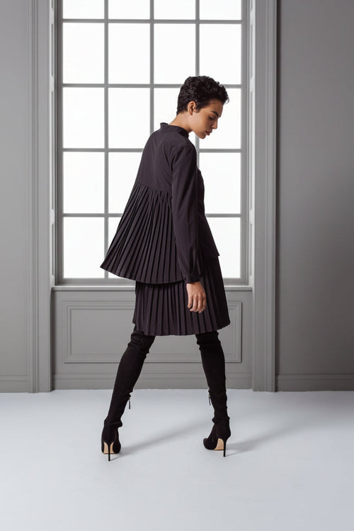 Luxe Black Pleated Skirt – Elegant Women’s Pleated Skirt