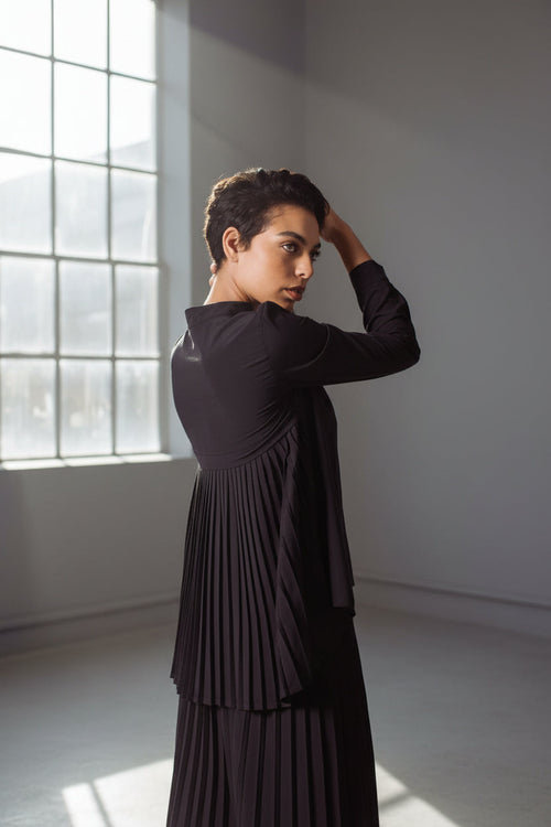Stylish Pleated Blouse in Black – Women’s Elegant Top