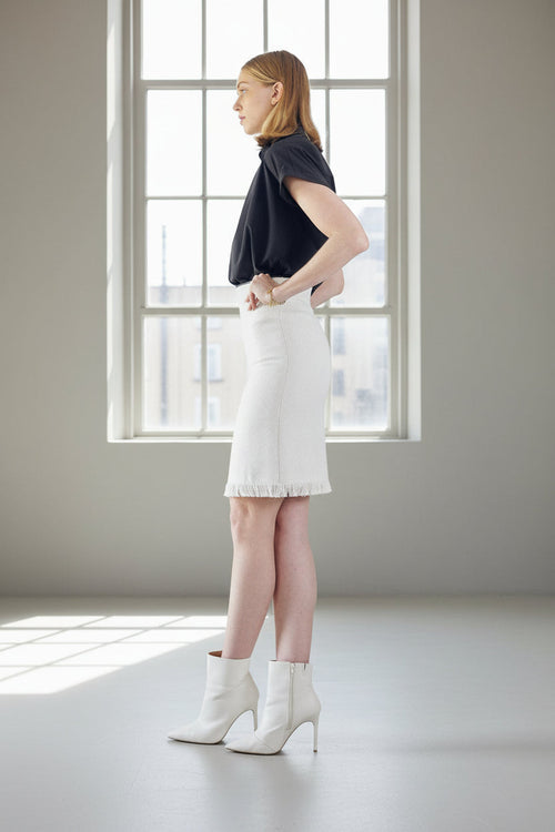 Luxe White Mini Tweed Skirt – Women’s Chic Mini Skirt