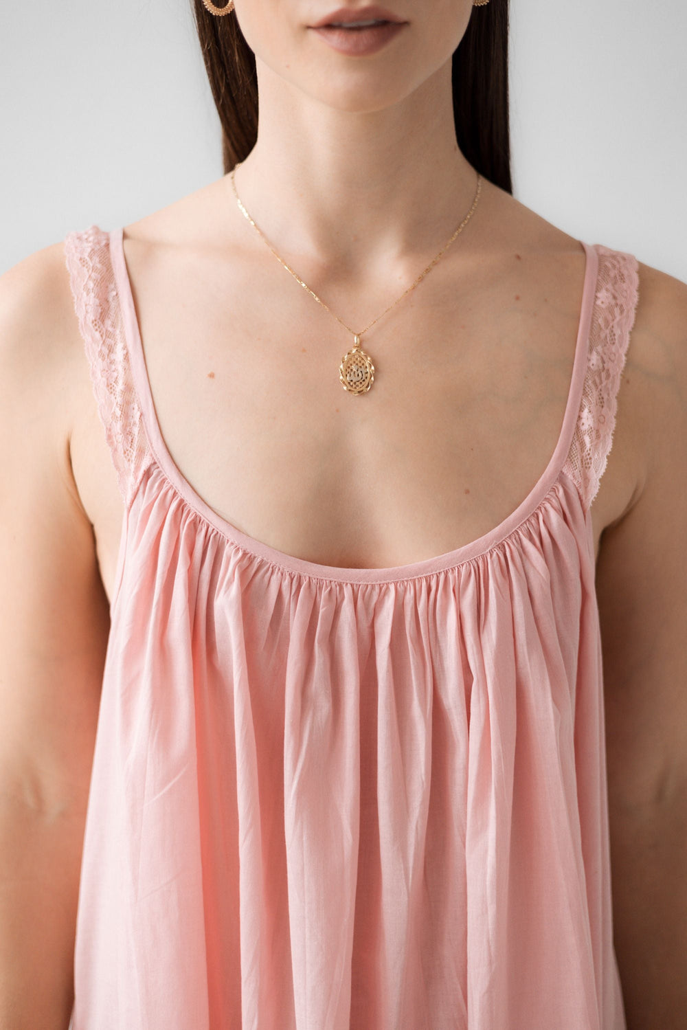 Suzannita Sleeveless Gown