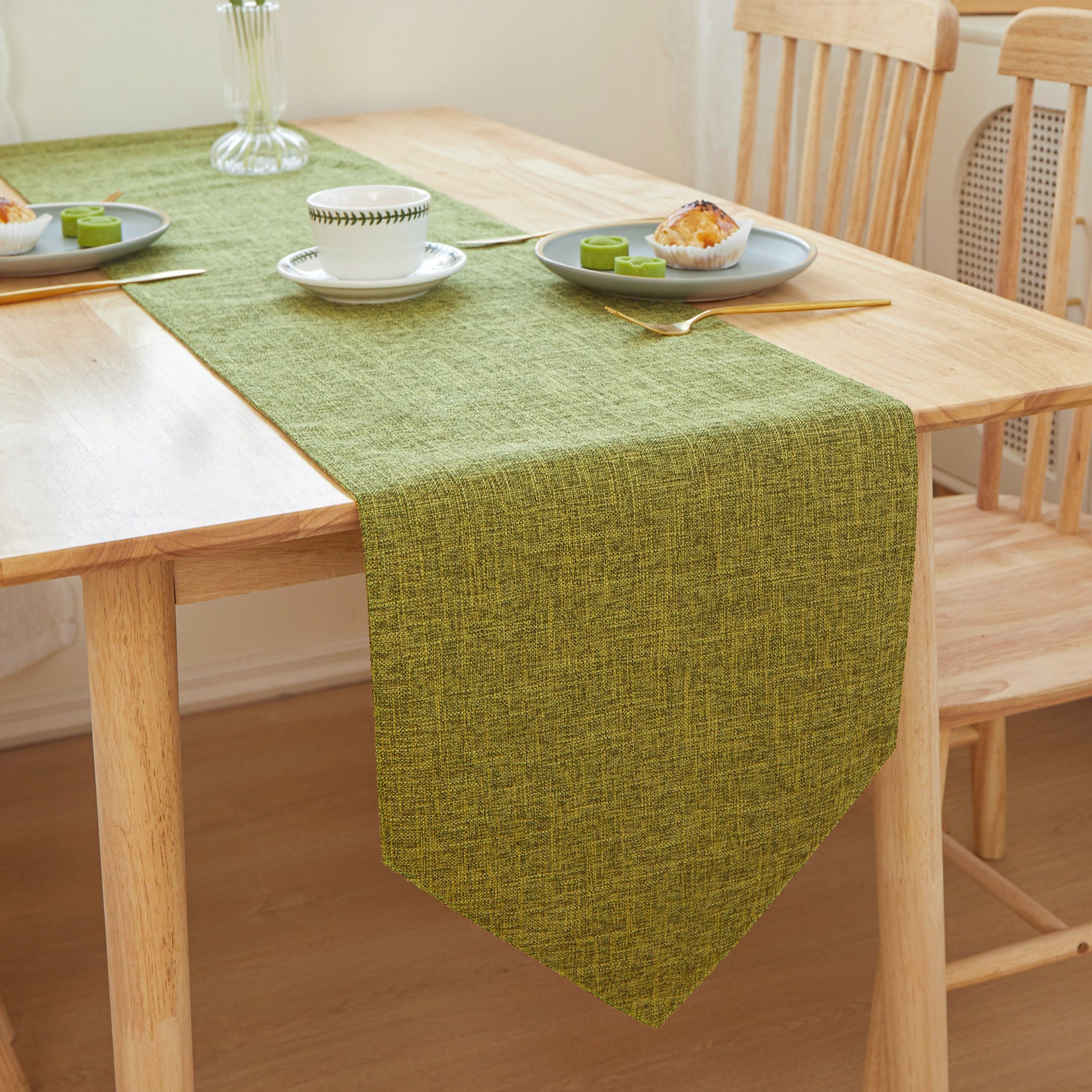 FANCY & STACY TRT Table Cloth Triangle Edges 12" W x 71" L