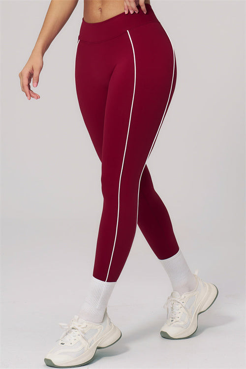 The Clarity Contour Line Sports Bra Leggings 2-Piece Set