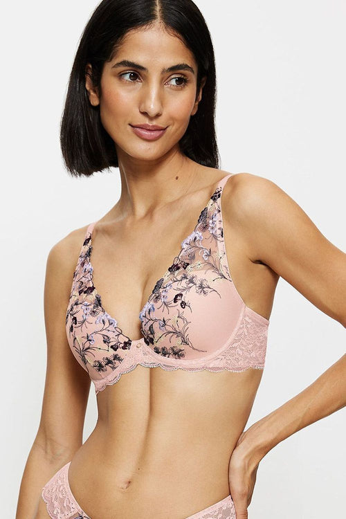  Padded bra model 230222 Triumph 