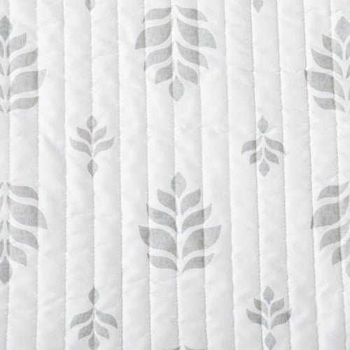 3-Piece French Floral Quilt - Colette Collection