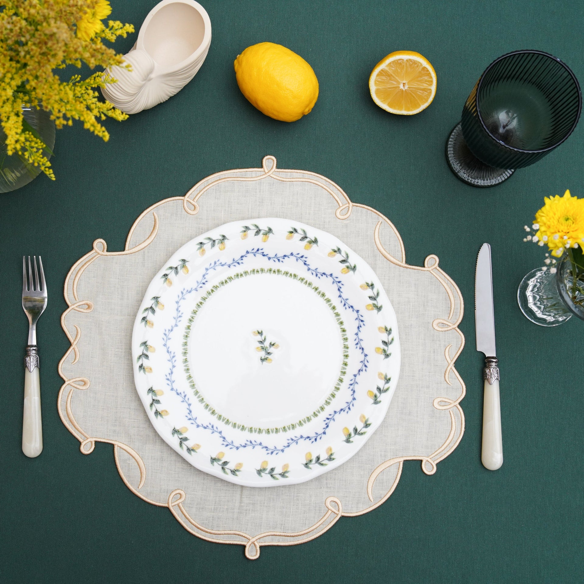 CELESTIA LINEN IVORY GOLD TRIM SQUARE PLACEMAT