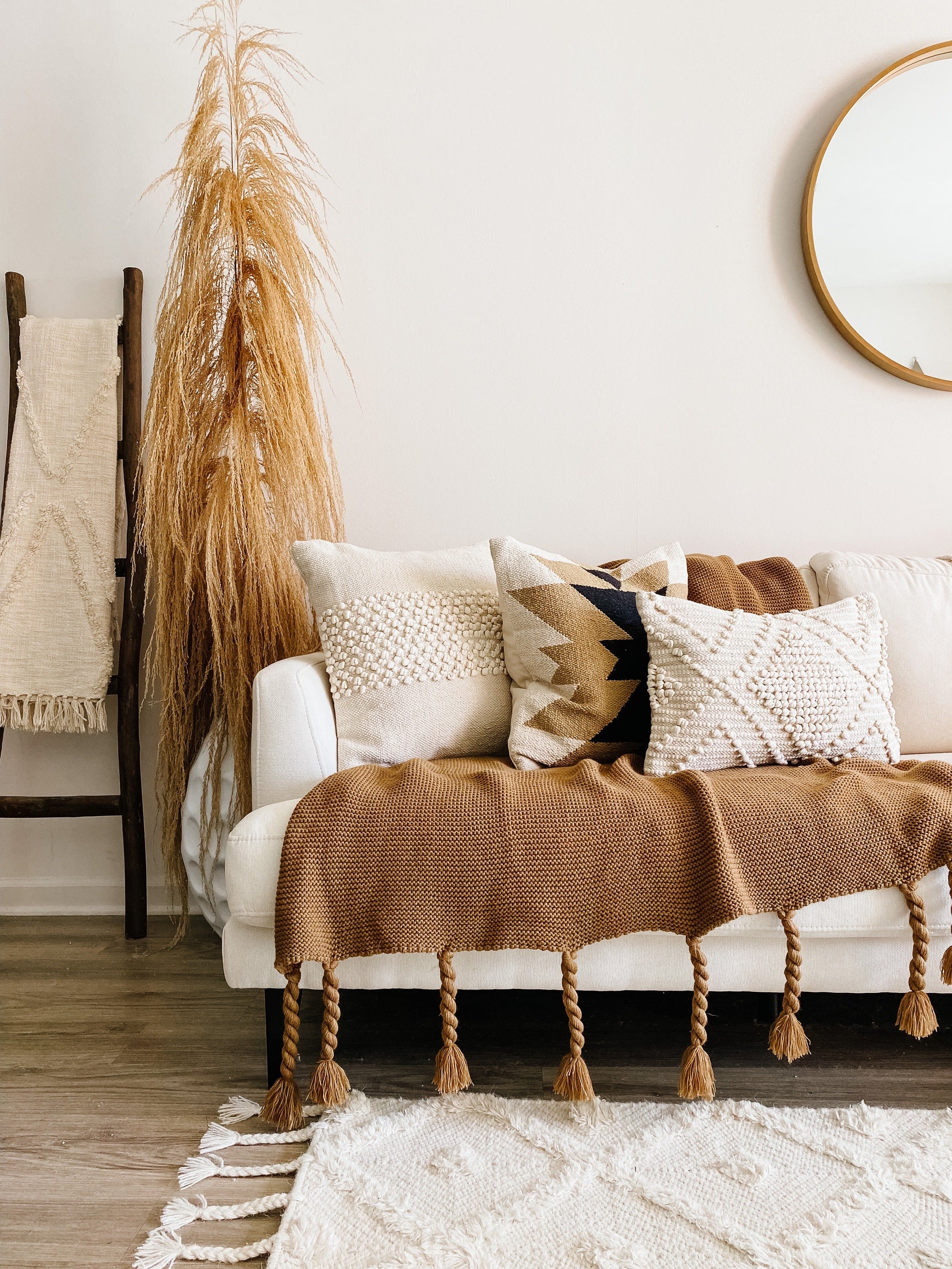 Verona Lumbar Pillow Cover