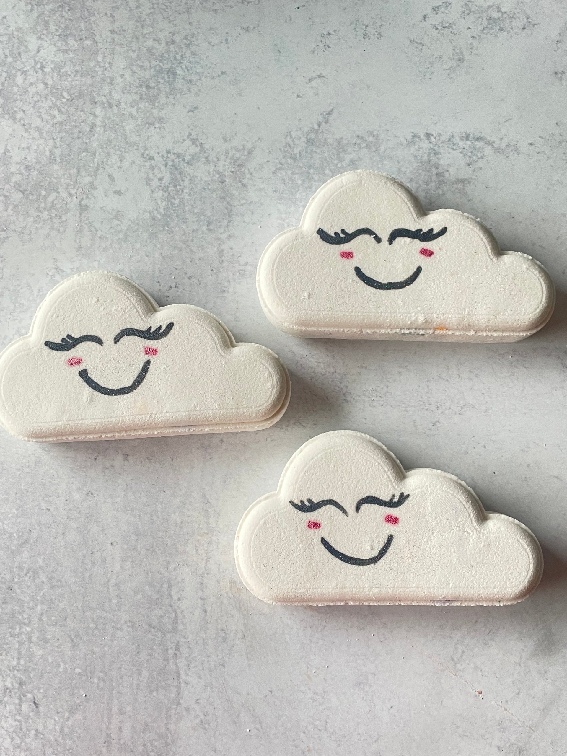 ARTISAN BATH BOMB