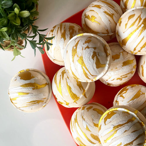BATH BOMB