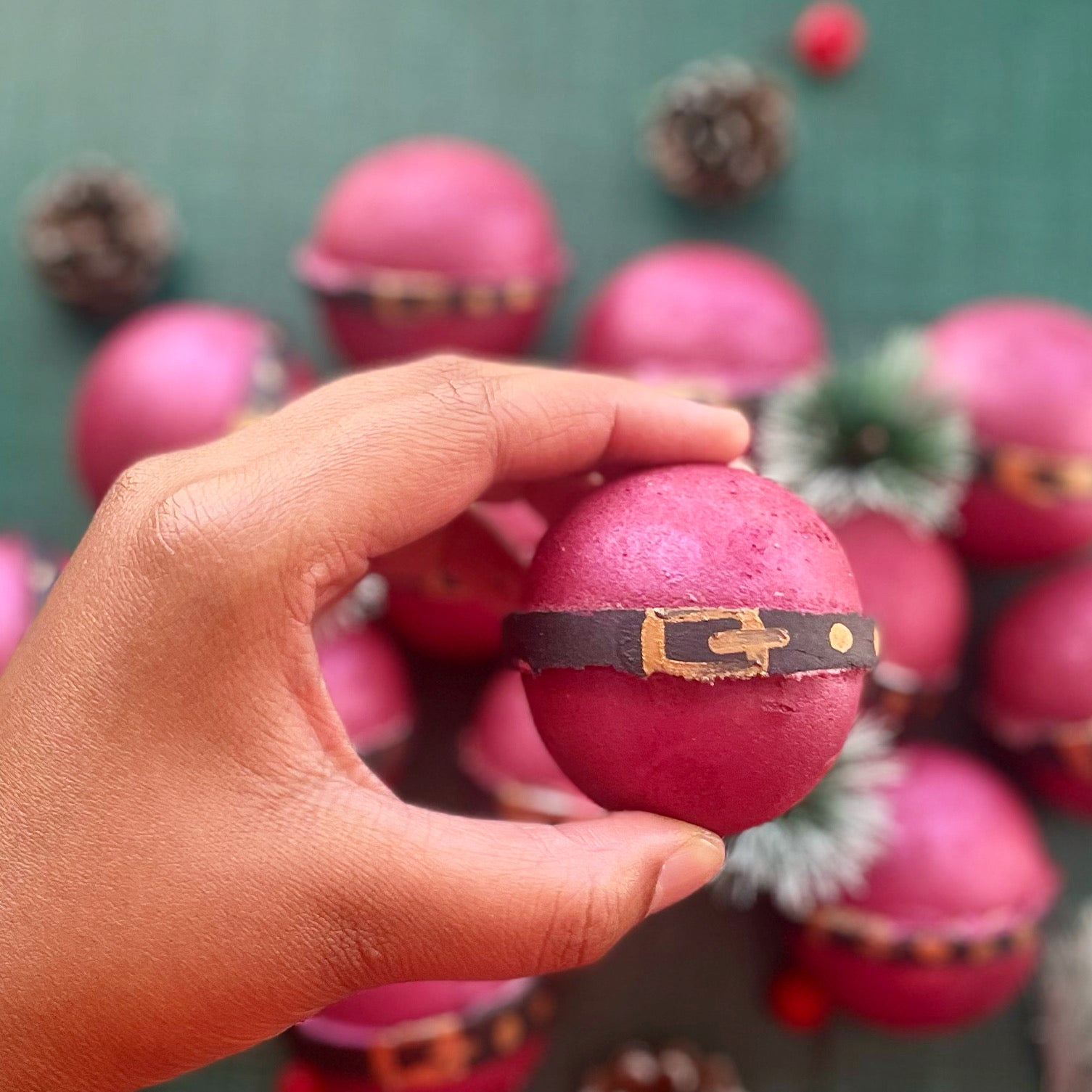 BATH BOMB