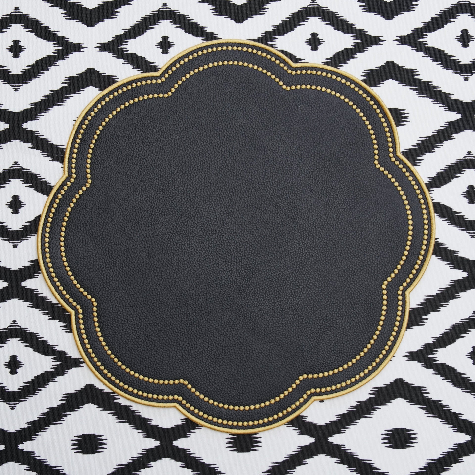 NURTURE BLACK GOLD SCALLOPED FAUX LEATHER PLACEMAT