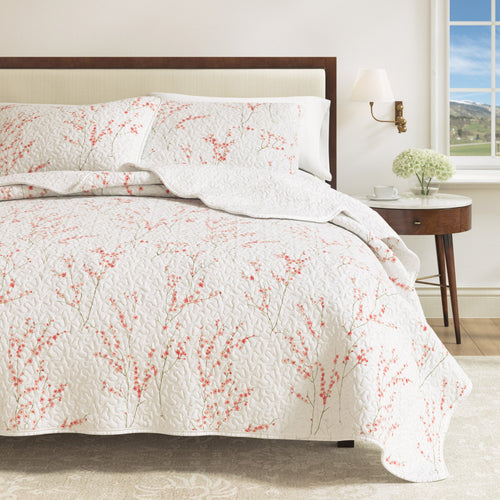 3-Piece Floral Quilt - Sakura Collection