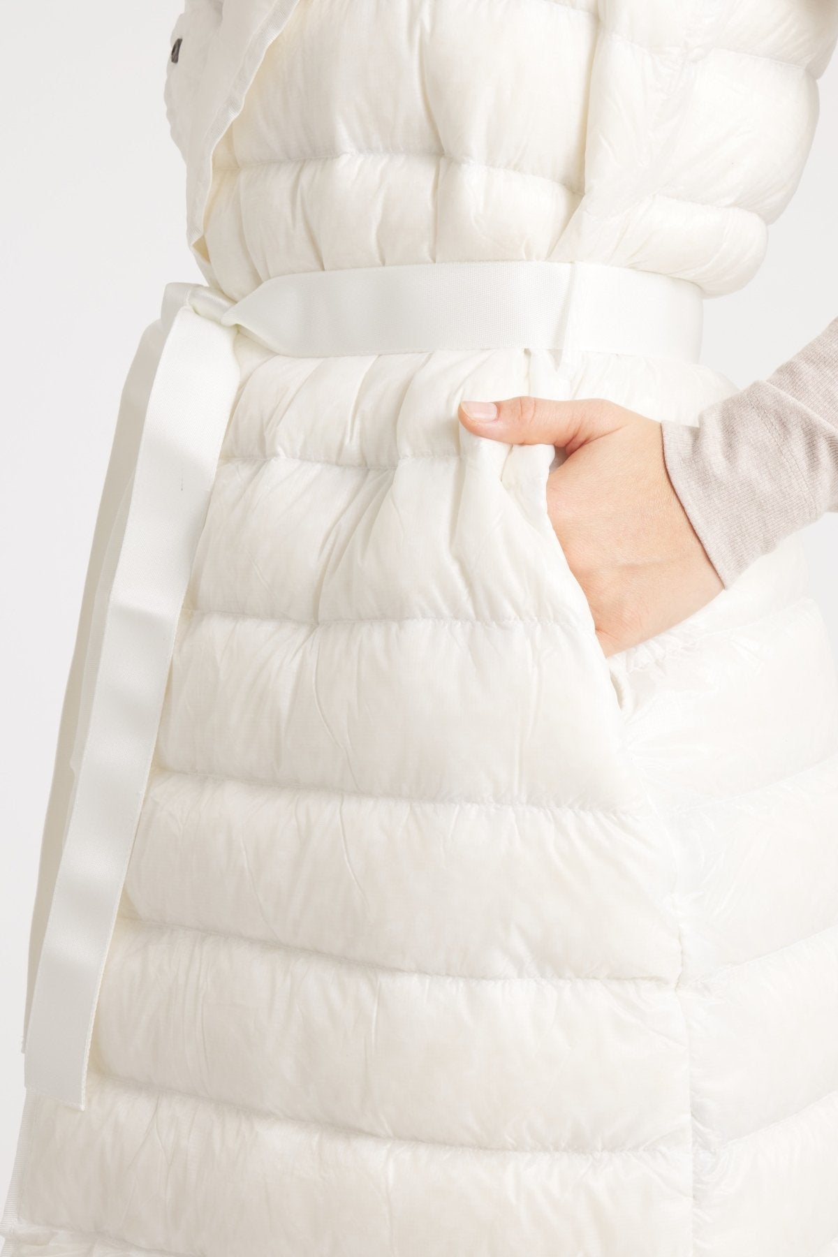 The Camden | Long Hooded Down Vest | Ivory