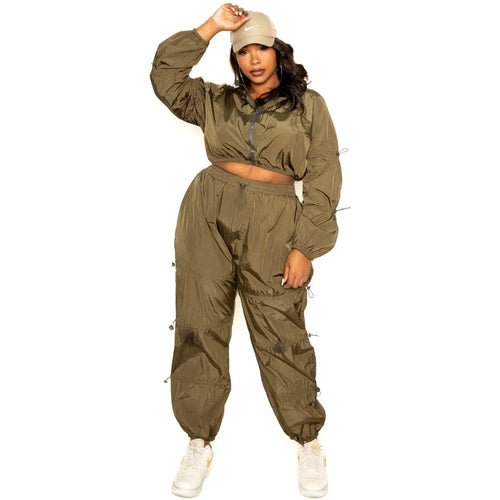 Women's 2 Piece Plus-size Active Zip Up Set With Cord Lock Detail
